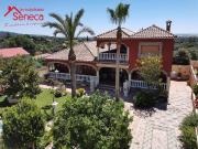 Casa adosada en Venta en Paraíso Arenal La Colina