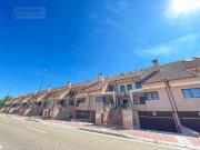 Casa adosada en Venta en Parque Alameda Paula López