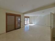 Casa adosada en Venta en Parque Clavero