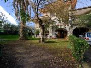 Casa adosada en Venta en Peñacastillo Nueva Montaña