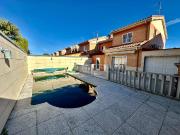 Casa adosada en Venta en Pozo de Guadalajara