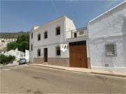 Casa adosada en Venta en Priego de Córdoba