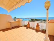 Casa adosada en Venta en Puerto de Estepona