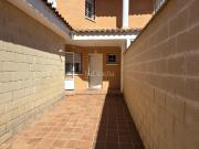 Casa adosada en venta en Puertollano, PAU 2 600. Casa...