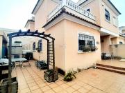 Casa adosada en Venta en Roda