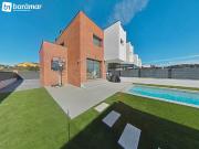 Casa adosada en Venta en Roda de Berà