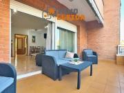 Casa adosada en Venta en Rosselló