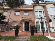 Casa adosada en venta en Rubí, Zona Nord. Preciosa y...