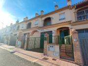 Casa adosada en Venta en Sabiote