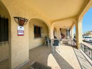 Casa adosada en venta en San Fulgencio. Adosado con...