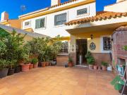 Casa adosada en Venta en San García