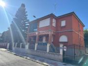 Casa adosada en Venta en San Mamés La Palomera