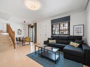 Casa adosada en venta en San Miguel de Salinas. Casas...