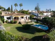 Casa adosada en Venta en San Pedro de Alcántara pueblo