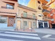 Casa adosada en Venta en Santa Bárbara