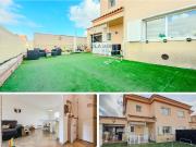 Casa adosada en venta en Santa Oliva. Casa unifamiliar...