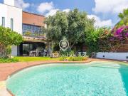 Casa adosada en venta en Santa Susanna, de 299 m² 4...