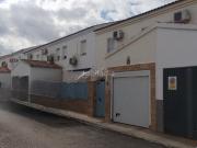 Casa adosada en venta en Santos de Maimona Los. Dúplex 4...