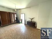 Casa adosada en venta en Sayalonga. Casas adosadas.