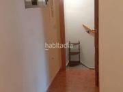 Casa adosada en venta en Siles. Casa adosada de tres...