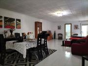 Casa en venta en Terrassa, de 240 m² 6 habitaciones por...