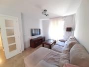 Casa adosada en venta en Tomares, Centro. Estupenda casa...