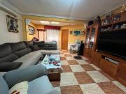 Casa adosada en Venta en Tomelloso