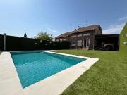 Casa adosada en Venta en Torrecastillo