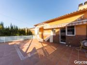 Casa adosada en venta en Torrelles de Llobregat. CASA...