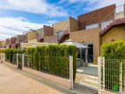 Casa adosada en venta en Torrevieja, Parque Acuático...