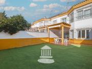 Casa adosada en Venta en Valdelagrana