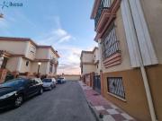 Casa adosada en venta en Vegas del Genil, Ambroz. Venta...