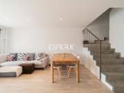 Casa adosada en Venta en Vilablareix