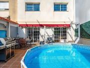 Casa adosada en venta en Vilanova i La Geltrú, de 132 m²...