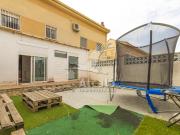 Casa adosada en venta en Villanueva de la Torre. CHALET...