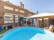 Casa adosada en venta en Villanueva de la Torre. CHALET...