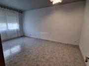 Casa adosada en venta en Vilobí d´Onyar. Casa per entrar...