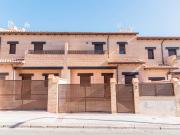 Casa adosada en Venta en Yuncos