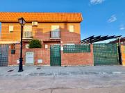 Casa adosada en Venta en Yunquera de Henares