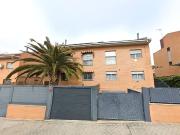 Casa adosada en Venta en Zona Europa