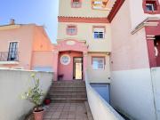 Casa Adosada en venta para inversores