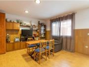 CASA ADOSADA LUMINOSA EN ZONA LAS MIMBRES, MARACENA ?