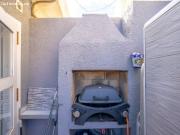 CASA ADOSADA RENOVADA A POCA DISTANCIA A PIE DEL MAR