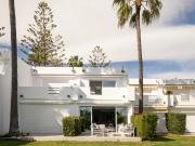 Casa adosada totalmente reformada en Nueva Andalucía