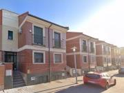 Casa adosada Venta Cistérniga, Cistérniga