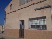 Casa adosada Venta Hellín, Isso