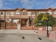 Casa adosada Venta Seseña, Torrecastillo