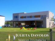 Casa al agua en Venta 6 Ambientes Villa Nueva Barrio San...