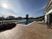 Casa al canal con piscina y amarre de 13,5m