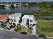 Casa al Río B° Canal Villanueva Posibilidad de financiar